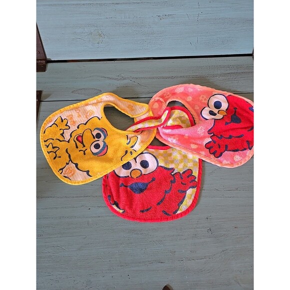 Sesame Street Terry Bibs - Baby Elmo, Big Bird Loop Closure 7.5 W × 9 L, Infant - Picture 11 of 13